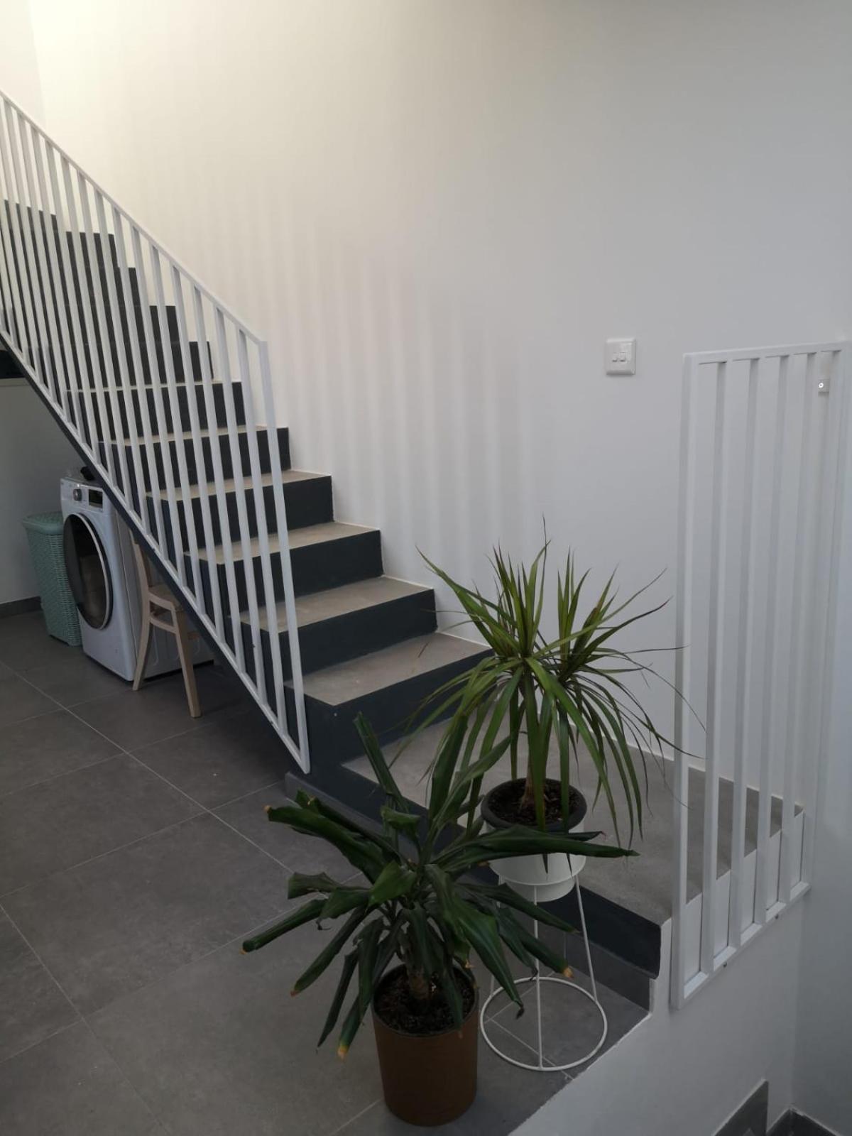 Minimal & Arty Townhouse Apartment Hamrun Екстериор снимка