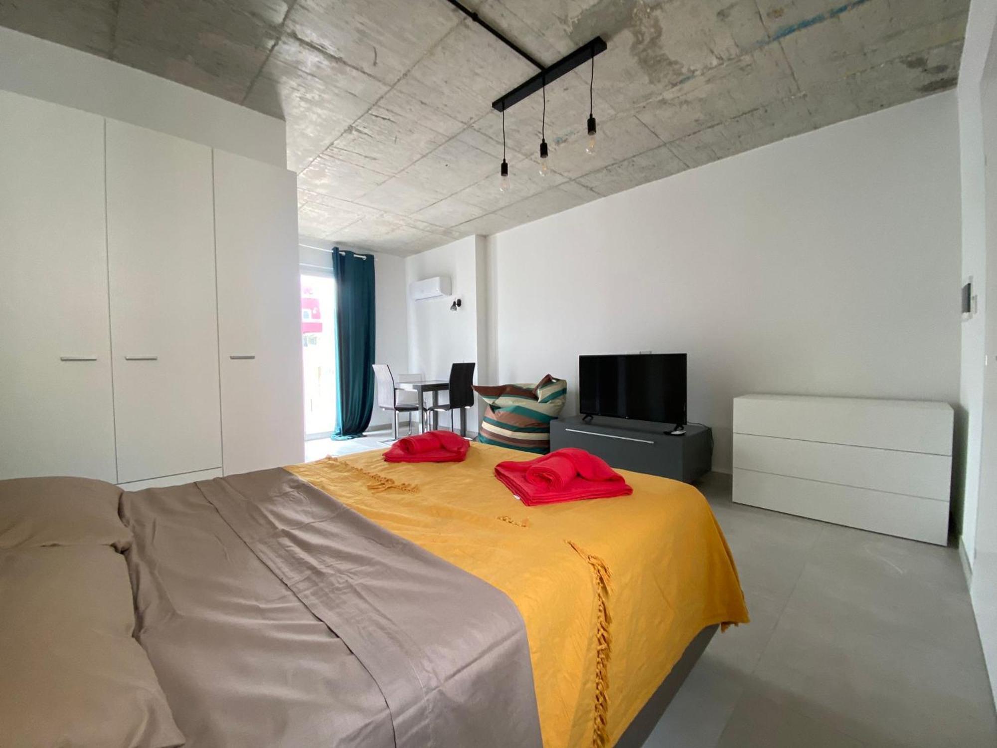 Minimal & Arty Townhouse Apartment Hamrun Екстериор снимка